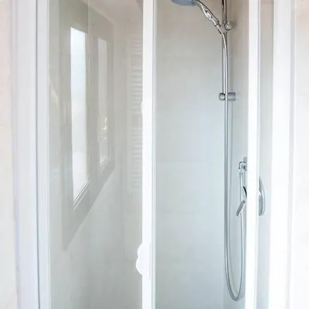 Attic Behind St. Mark's Square Appartement