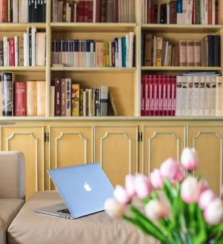 Apartmán Attic Behind St. Mark's Square Benátky